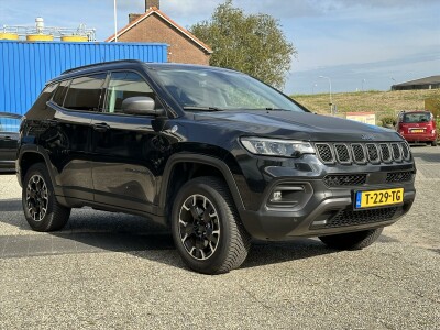 Jeep-Compass-2