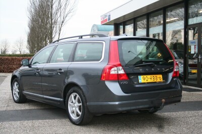 Volvo-V70-4